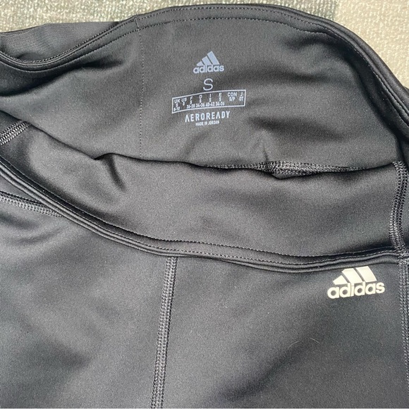 Adidas Crop Leggings Womens Size Small- can be worn for youth - Picture 3 of 3